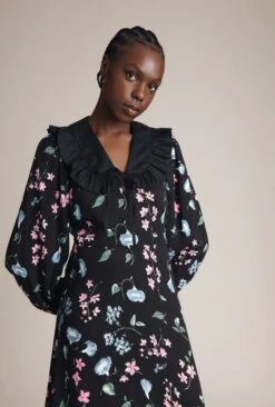 Dixie Dress Black Floral -Chic Aura Clothing D03G021 Z66 23828 650px 964px