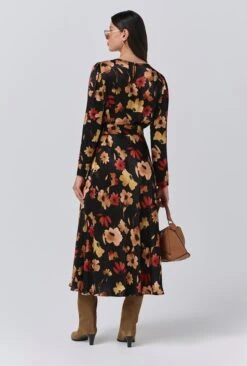 Sophia Floral Boat Neck Midi Dress 11 Sophia Floral Boat Neck Midi Dress -Chic Aura Clothing D11G032 Z66 33953 650px 964px
