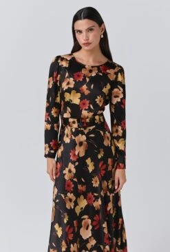 Sophia Floral Boat Neck Midi Dress 10 Sophia Floral Boat Neck Midi Dress -Chic Aura Clothing D11G032 Z66 33954 650px 964px