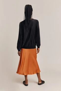 Mia Satin Bomber Jacket Black -Chic Aura Clothing J06G001 A01 26948 650px 964px