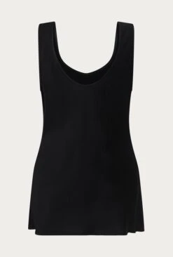 Margot Satin Top Black -Chic Aura Clothing Q06G015 A01 27805 650px 964px