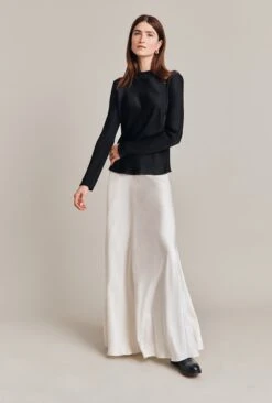 Mika Satin Turtleneck Top Black -Chic Aura Clothing Q07G002 A01 28809 650px 964px